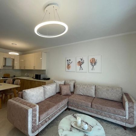 Peak Apartment Modern Durres City Centre #2 Bagian luar foto