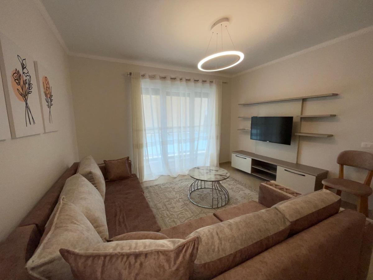 Peak Apartment Modern Durres City Centre #2 Bagian luar foto
