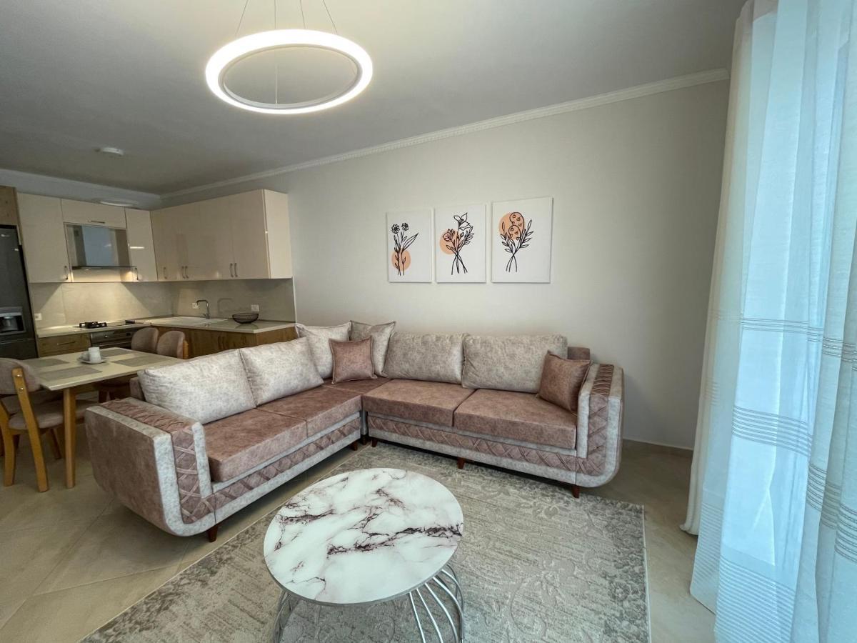 Peak Apartment Modern Durres City Centre #2 Bagian luar foto