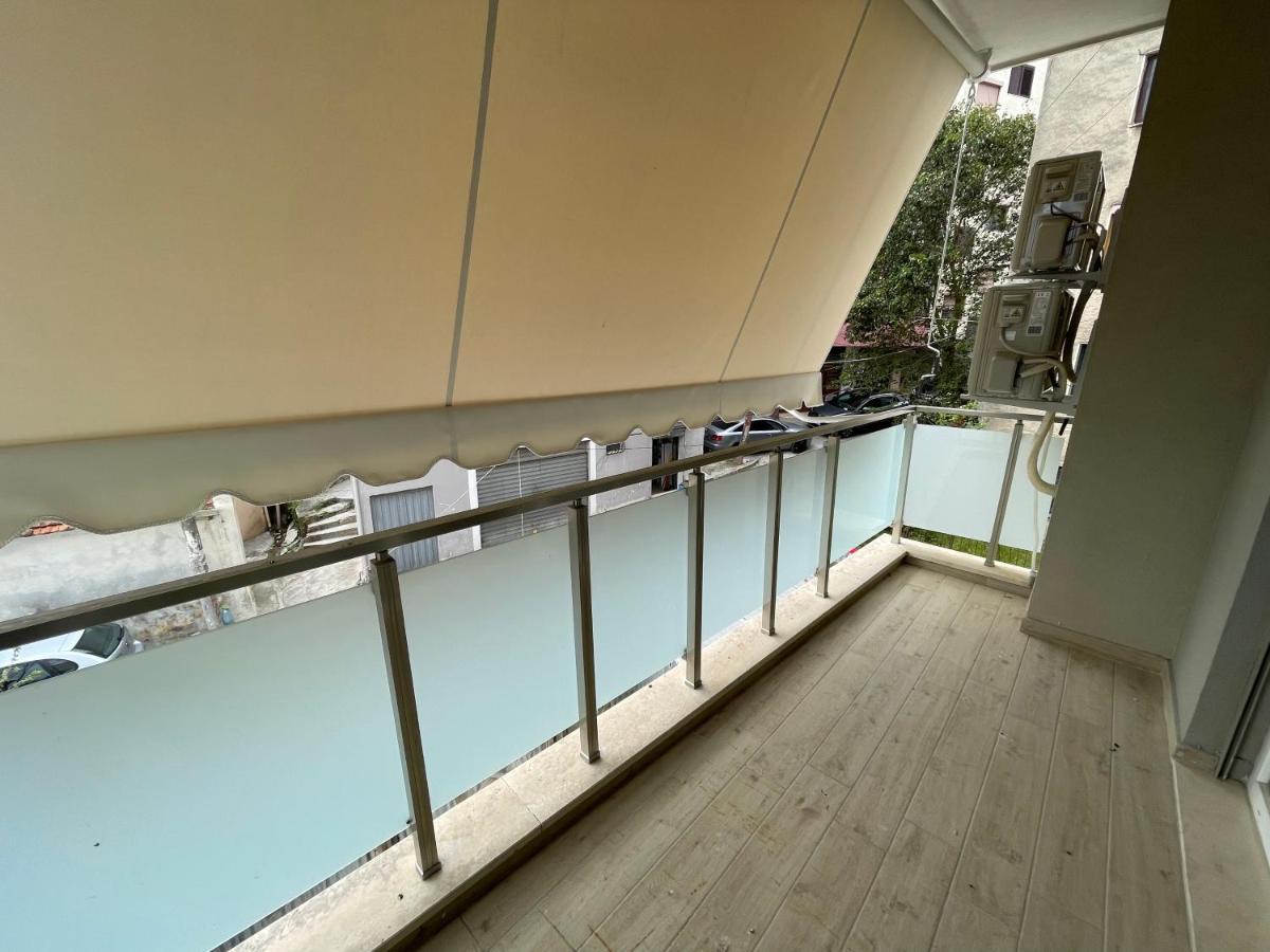 Peak Apartment Modern Durres City Centre #2 Bagian luar foto