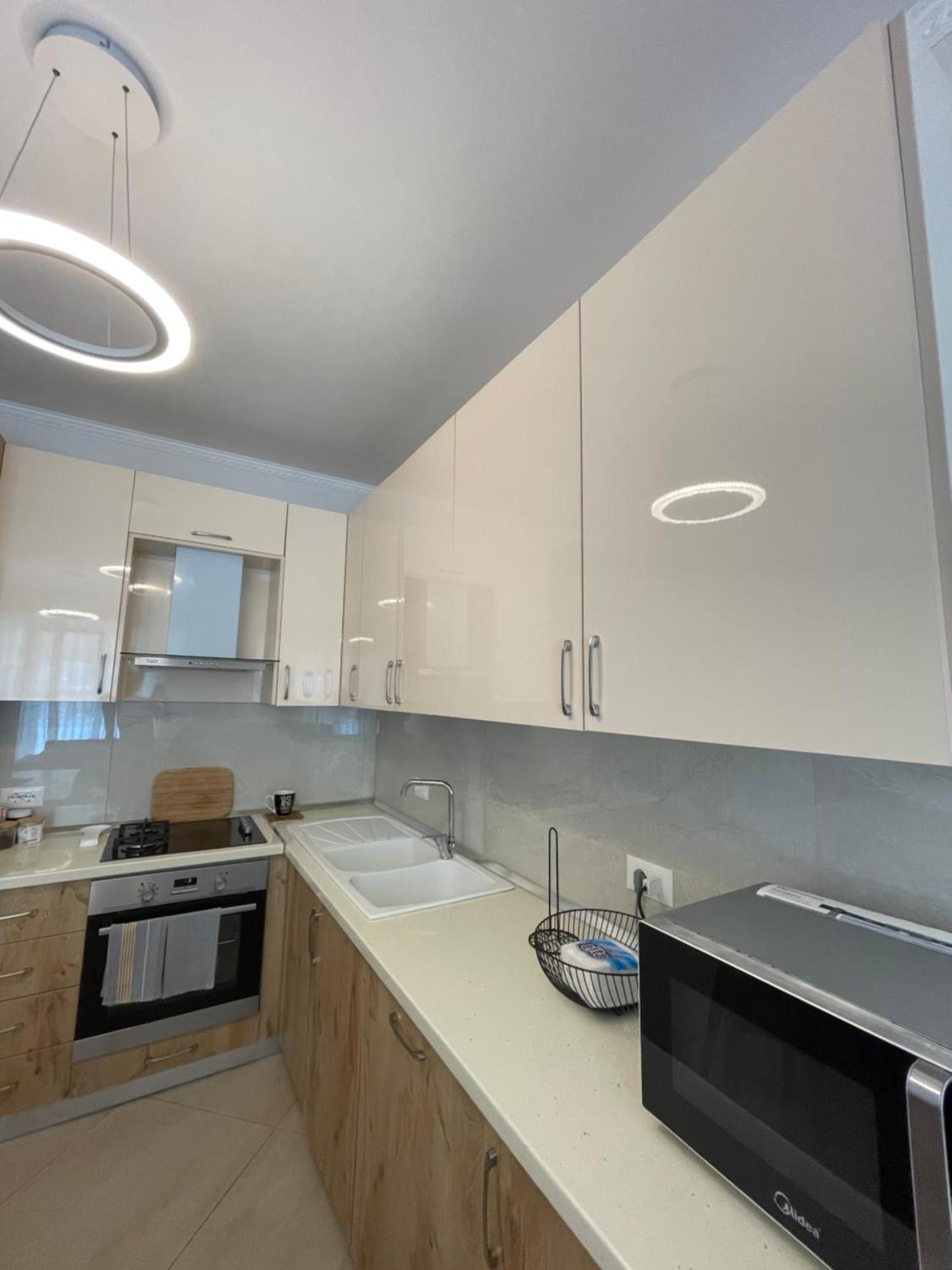 Peak Apartment Modern Durres City Centre #2 Bagian luar foto