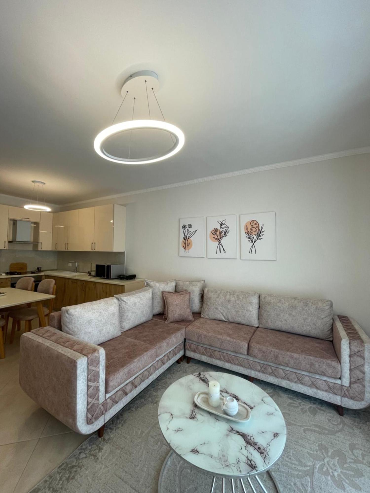 Peak Apartment Modern Durres City Centre #2 Bagian luar foto