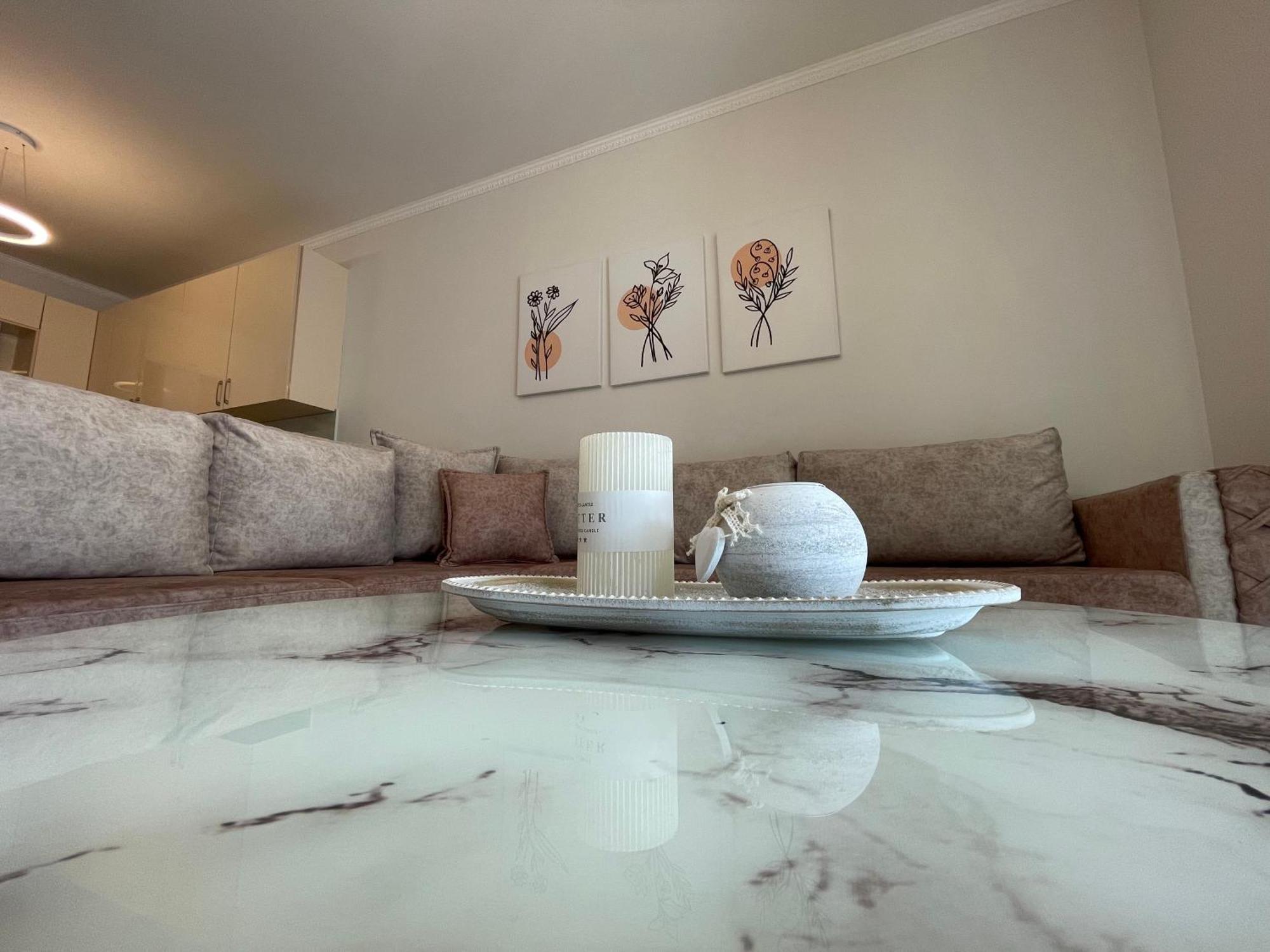 Peak Apartment Modern Durres City Centre #2 Bagian luar foto