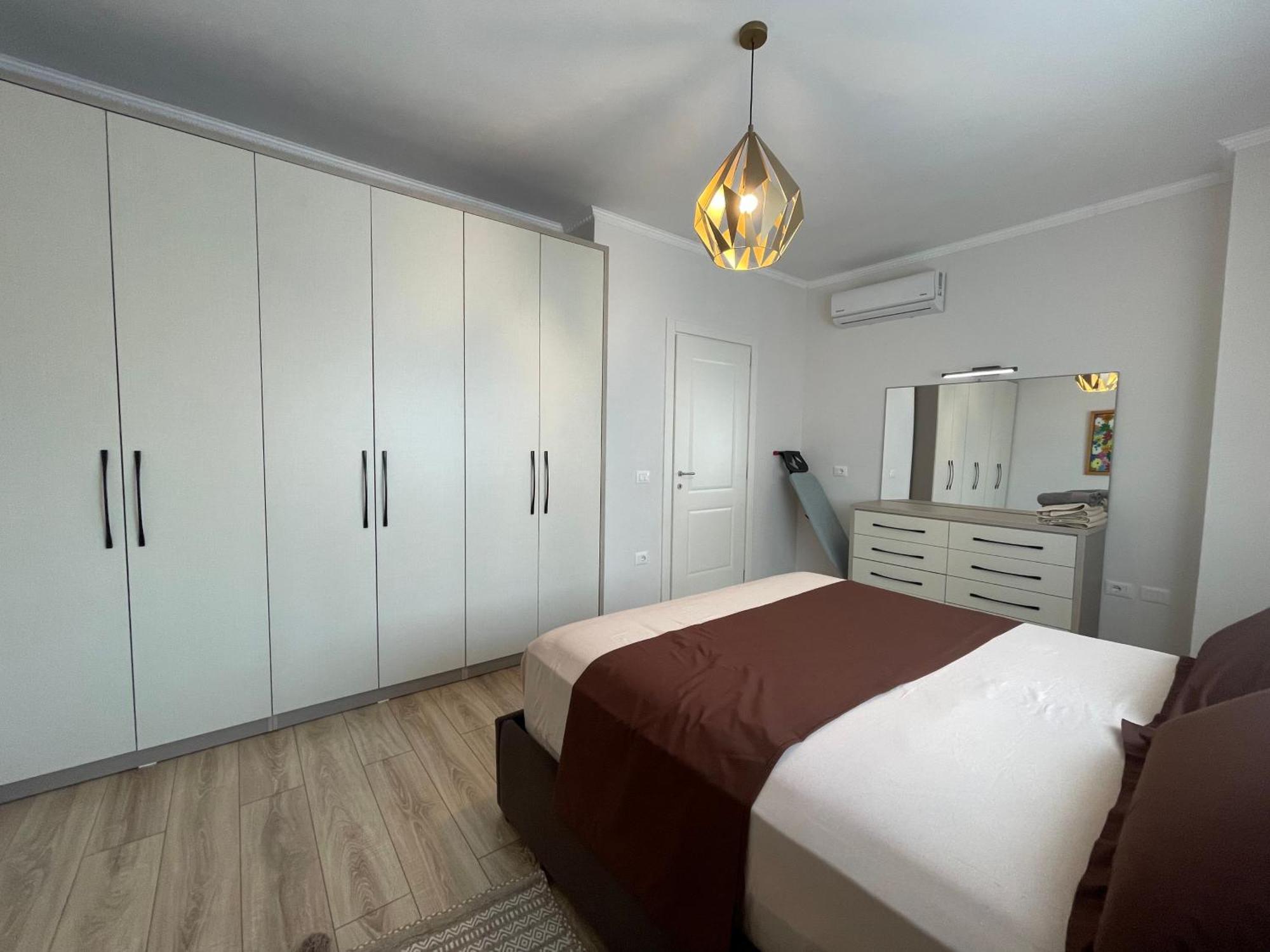 Peak Apartment Modern Durres City Centre #2 Bagian luar foto